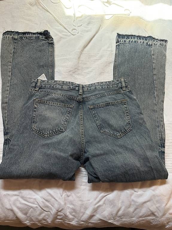 Jeans: Zara Flared Jeans  – Usato da Geuensee venduto da mar_ld75 2