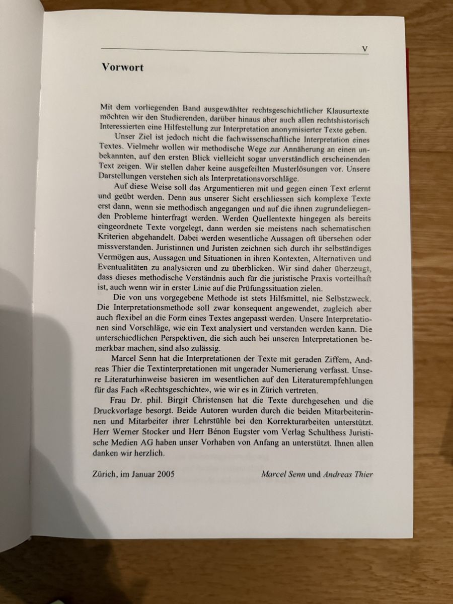 Libri: Rechtsgeschichte III - Textinterpretationen (Senn/Thier) – Usato da Gockhausen venduto da nad_fv2p 1