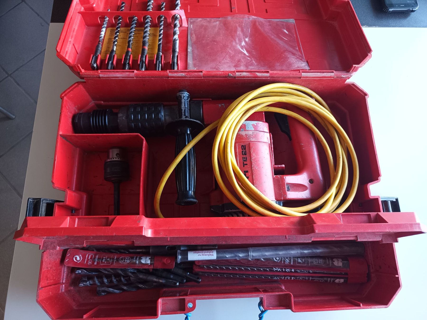 Hilti Bohrmaschinen: Hilti TE22 Bohrhammer – Gebraucht aus Oberegg von A-Z.Handel.Loehrer 6
