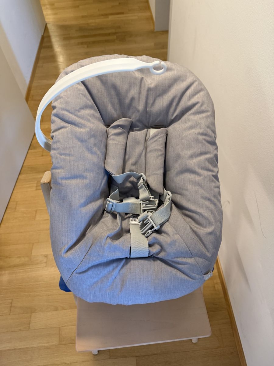 Stokke Chaises hautes: Stokke Tripp Trapp komplett  – D'occasion à Mönchaltorf par Julii92 1