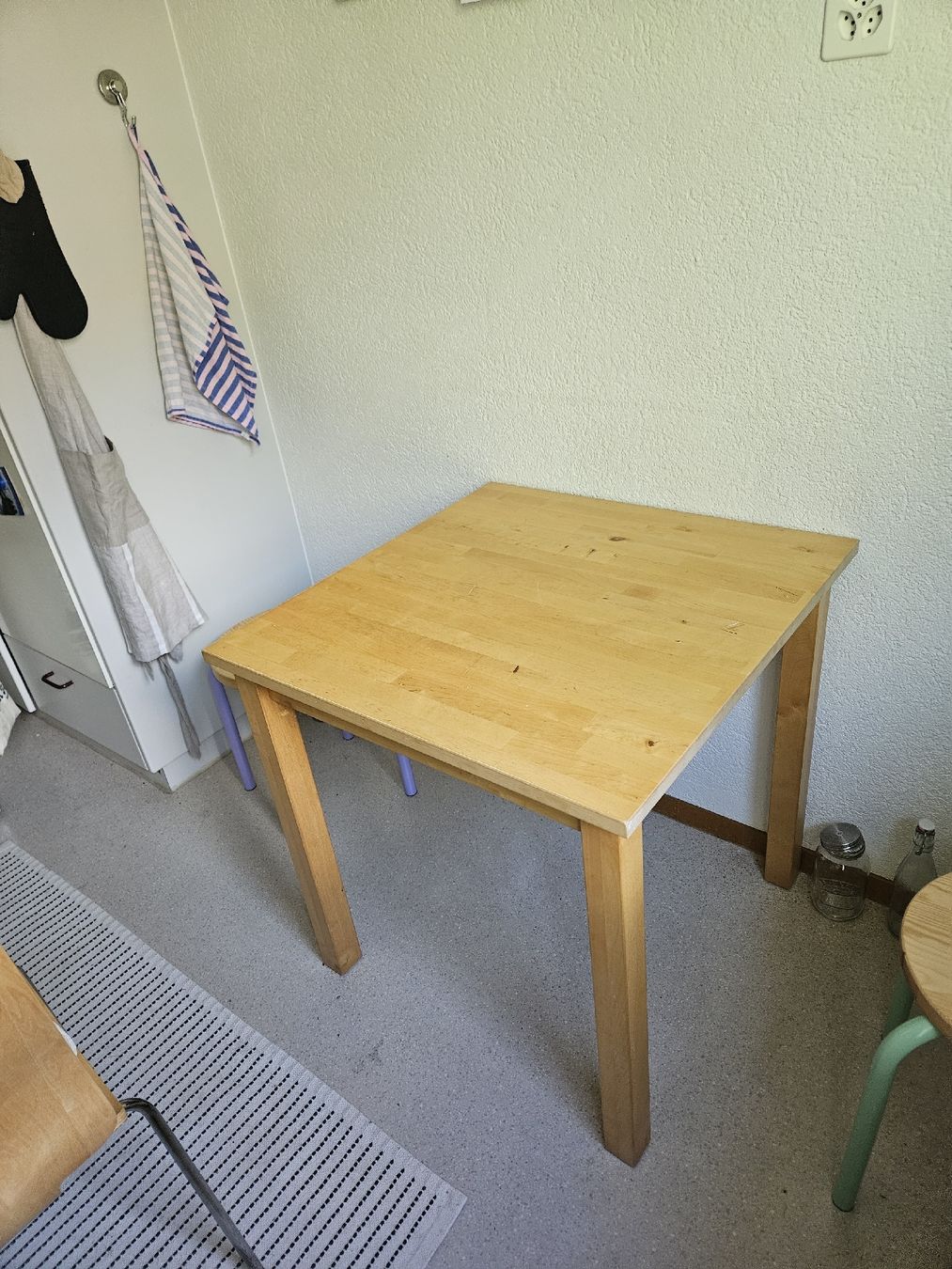 Tables: Tisch – D'occasion à Bern par hun_5ytg