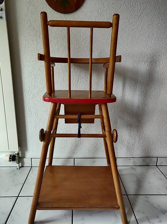 Hochstühle: Vintage Kinder Essstuhl – Gebraucht aus Schwyz von Francesca54 3