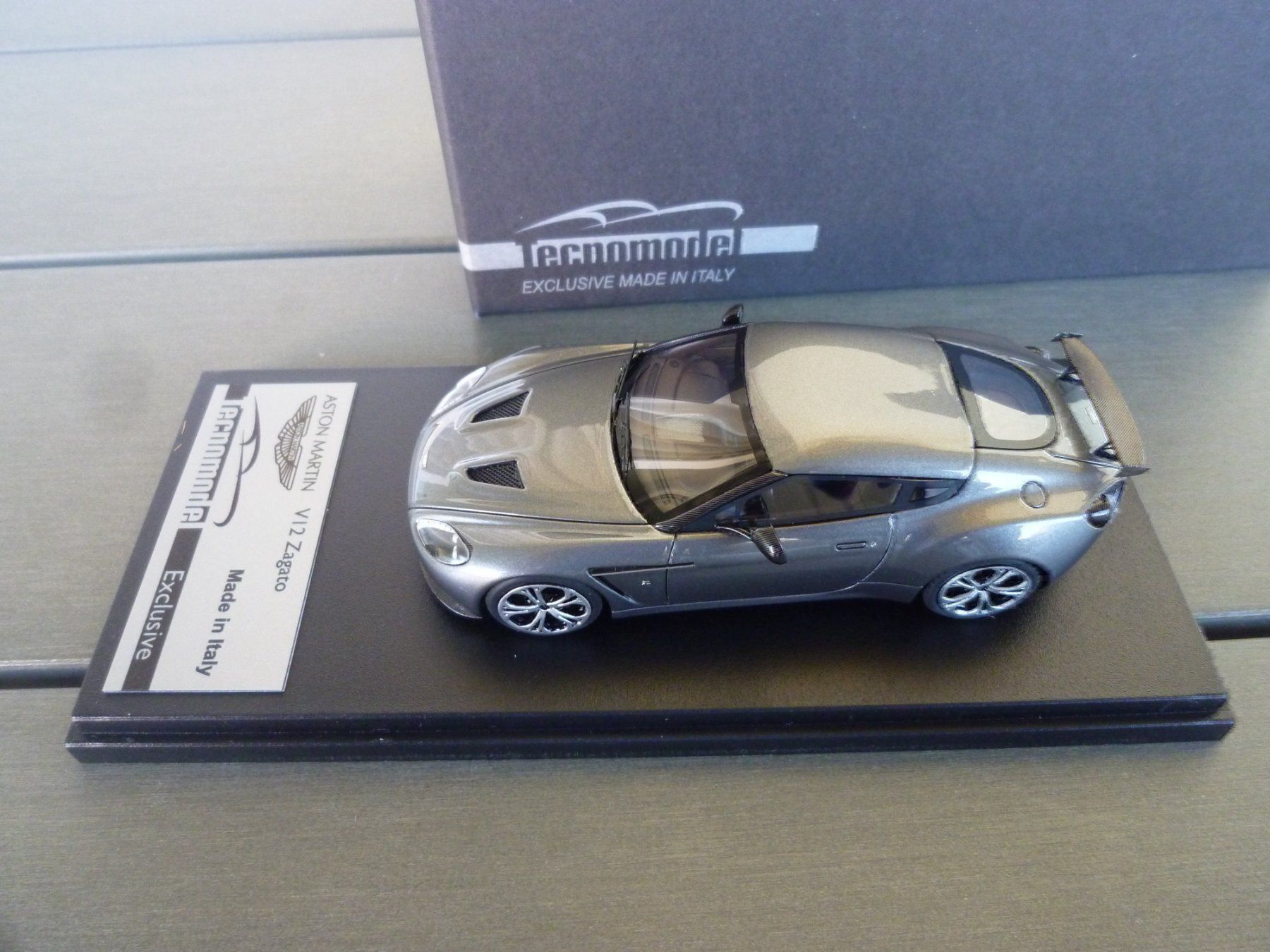 Modellini d'auto: Aston Martin V12 Zagato – Nuovo e nell'imballaggio originale da Flawil venduto da Imperiosud 8