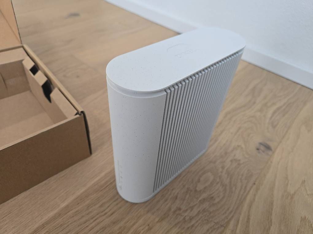 Modem & Router: Zyxel EE5301 – Usato da Hombrechtikon venduto da KgDingeling 3