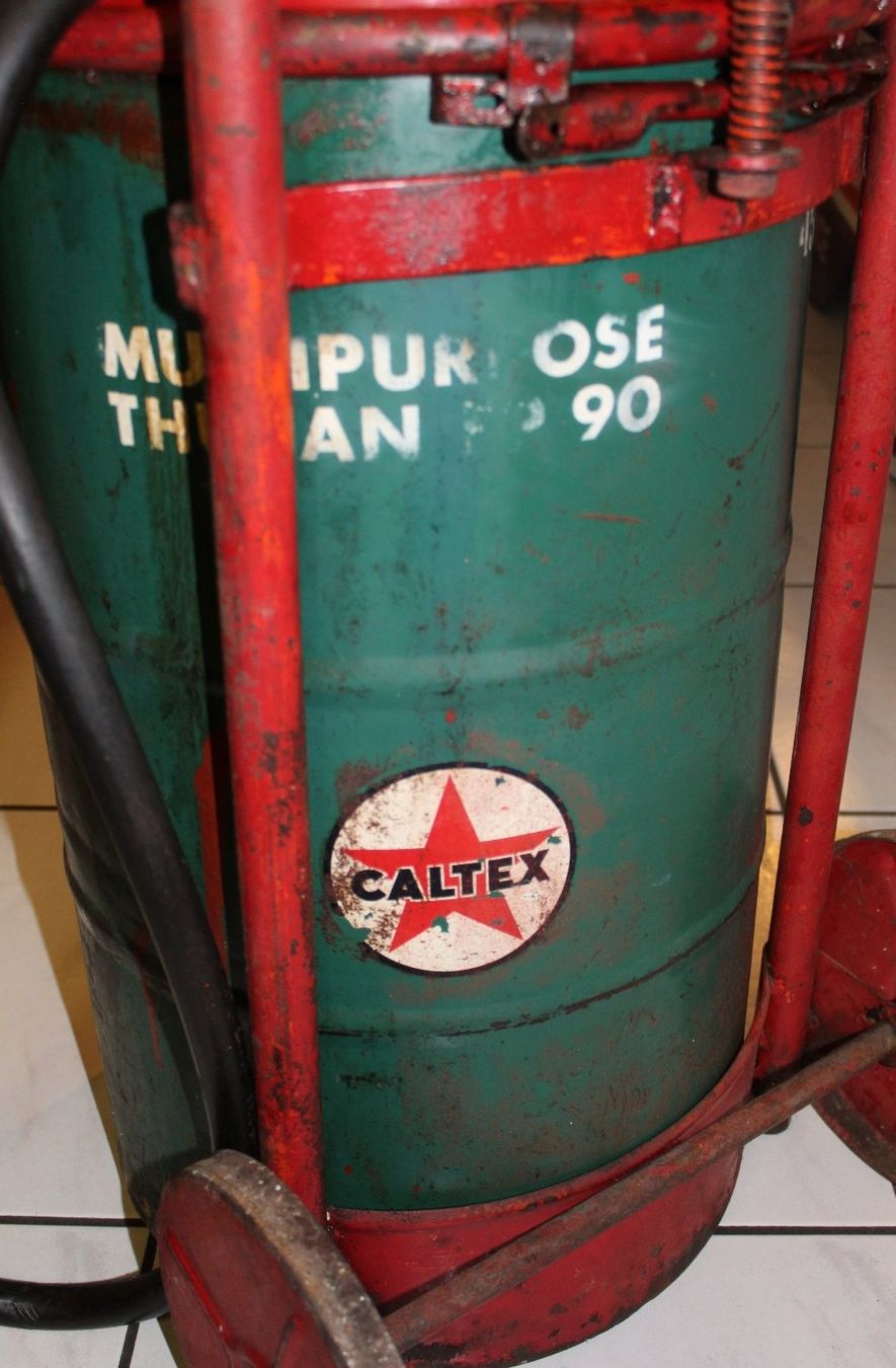 Altre raccolte & rarità: Caltex Oelpumpen Wagen 40`s – Difettoso da Lüchingen venduto da Aw67 2