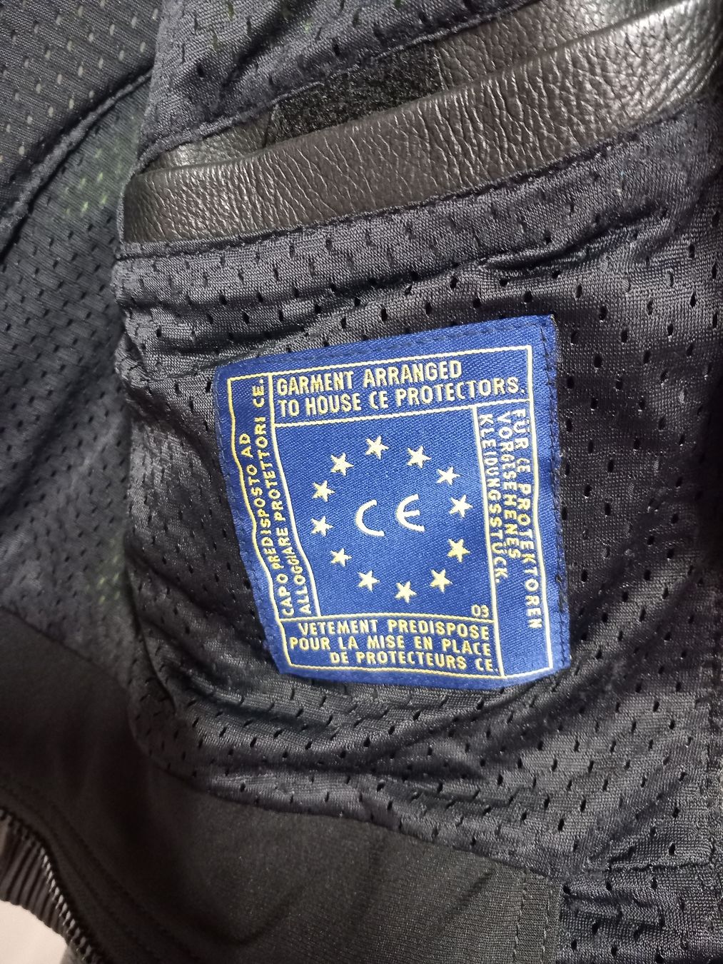 IXS Giacche: IXS Motorradjacke Leder Damen Gr.42 – Usato da Gwatt (Thun) venduto da umwelt-brocki 5