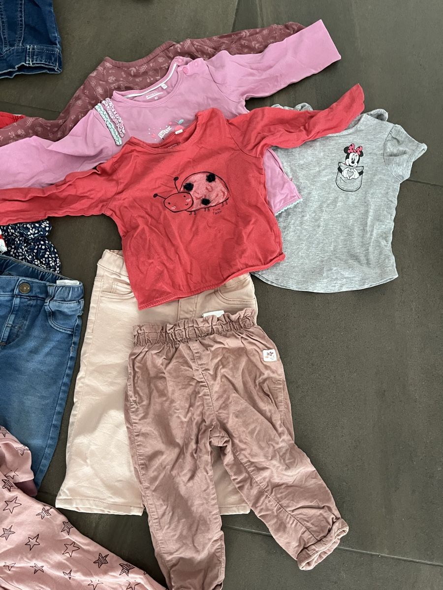 Lotti & Set di vestiti: Mädchen Kleiderpaket, Grösse 80 – Usato da Abtwil SG venduto da Isi1 2