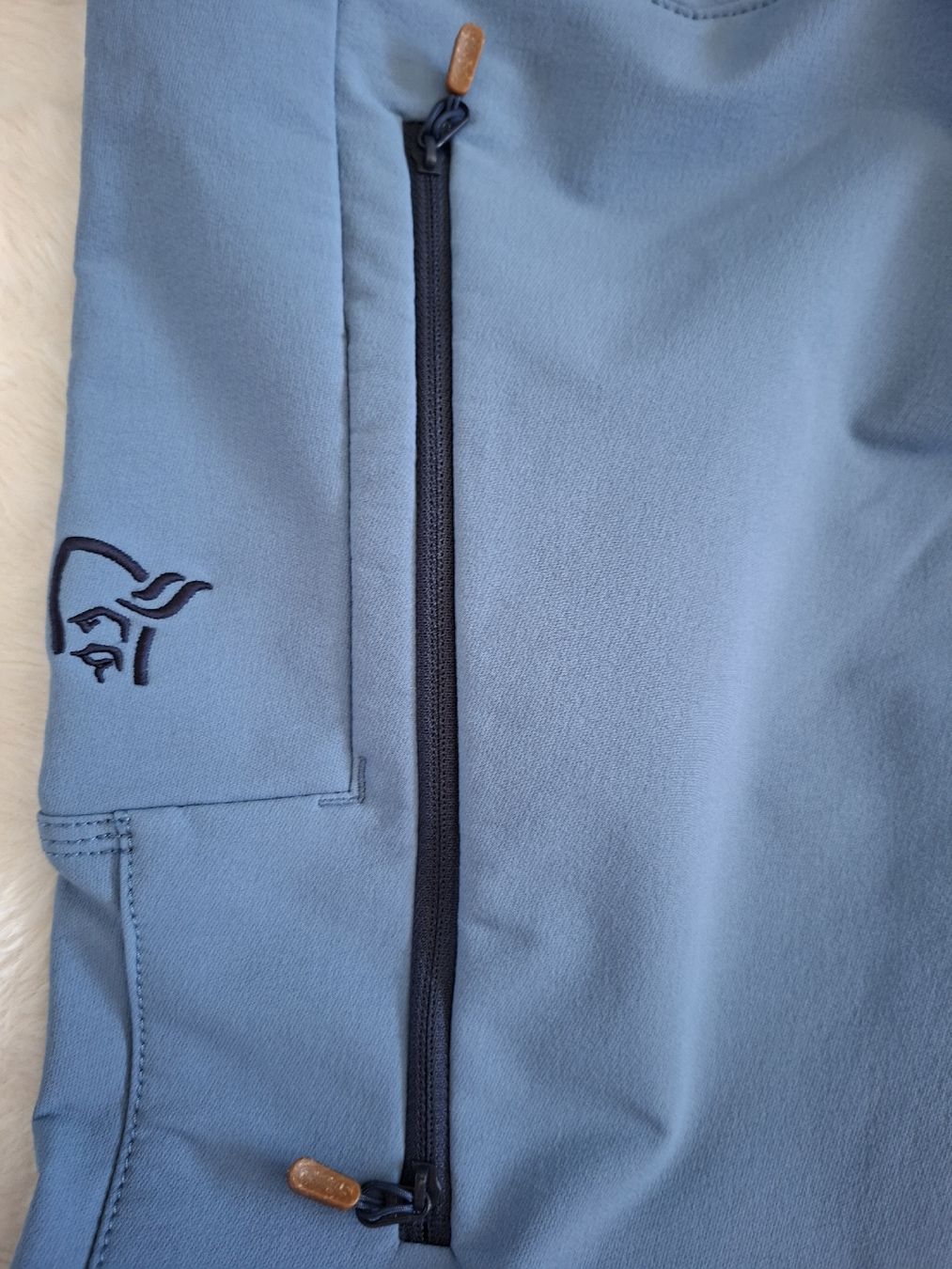 Norrøna Pantaloni: Pantalon Norrøna Svalbard Softshell, Taille S – Usato da Renens VD venduto da ser_j2fn 4