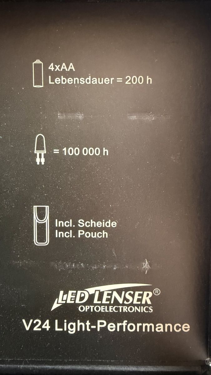 Ledlenser Lampade: LED Lenser V24 Light-Performance Taschenlampe inkl. Hülle – Usato da Schaffhausen venduto da Alinas-Kinderwelt 5