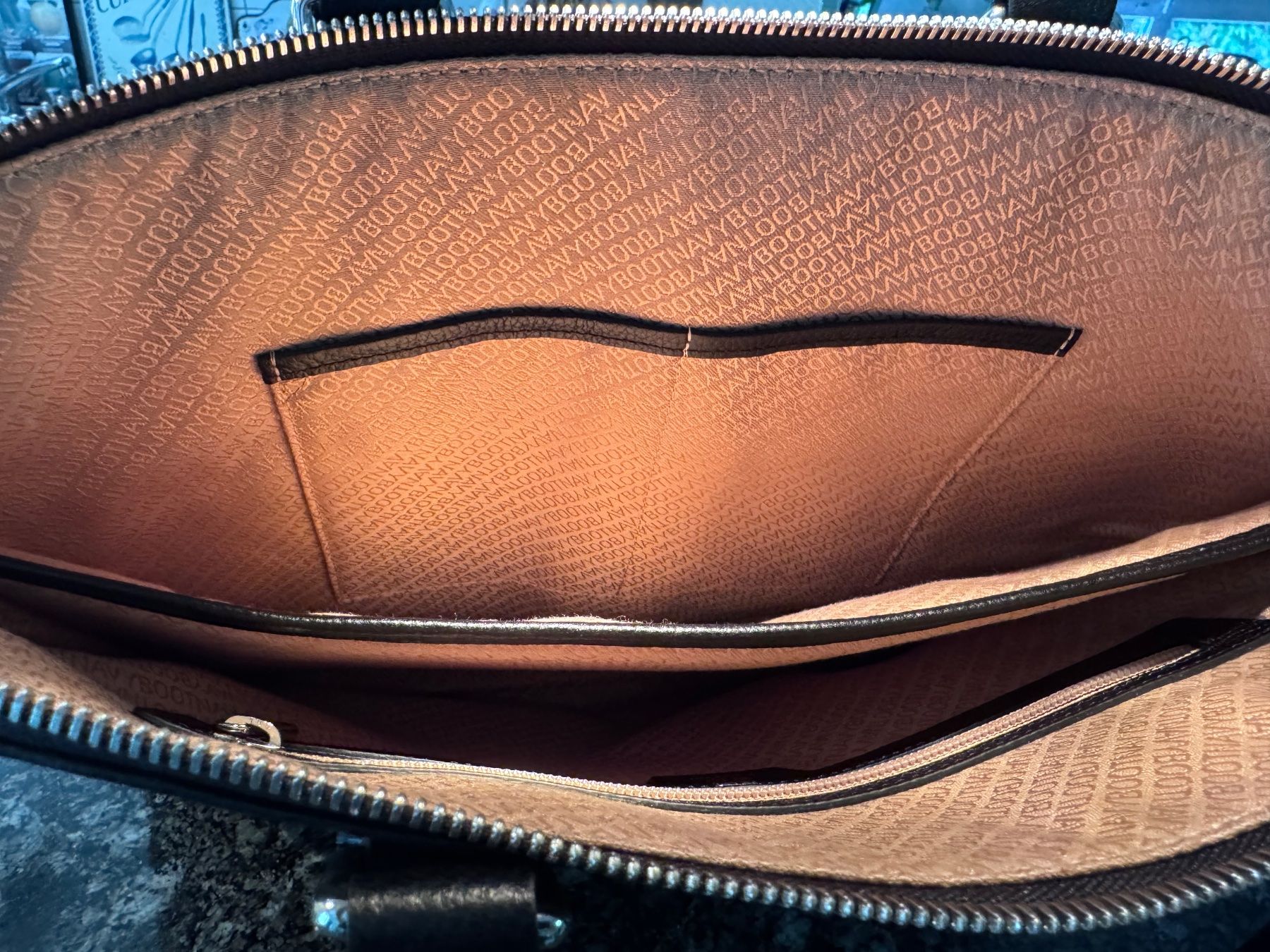 Navyboot Valises & Sacs: Navyboot Laptoptasche Leder schwarz neuwertig – D'occasion à Solothurn par Leopold2019 4