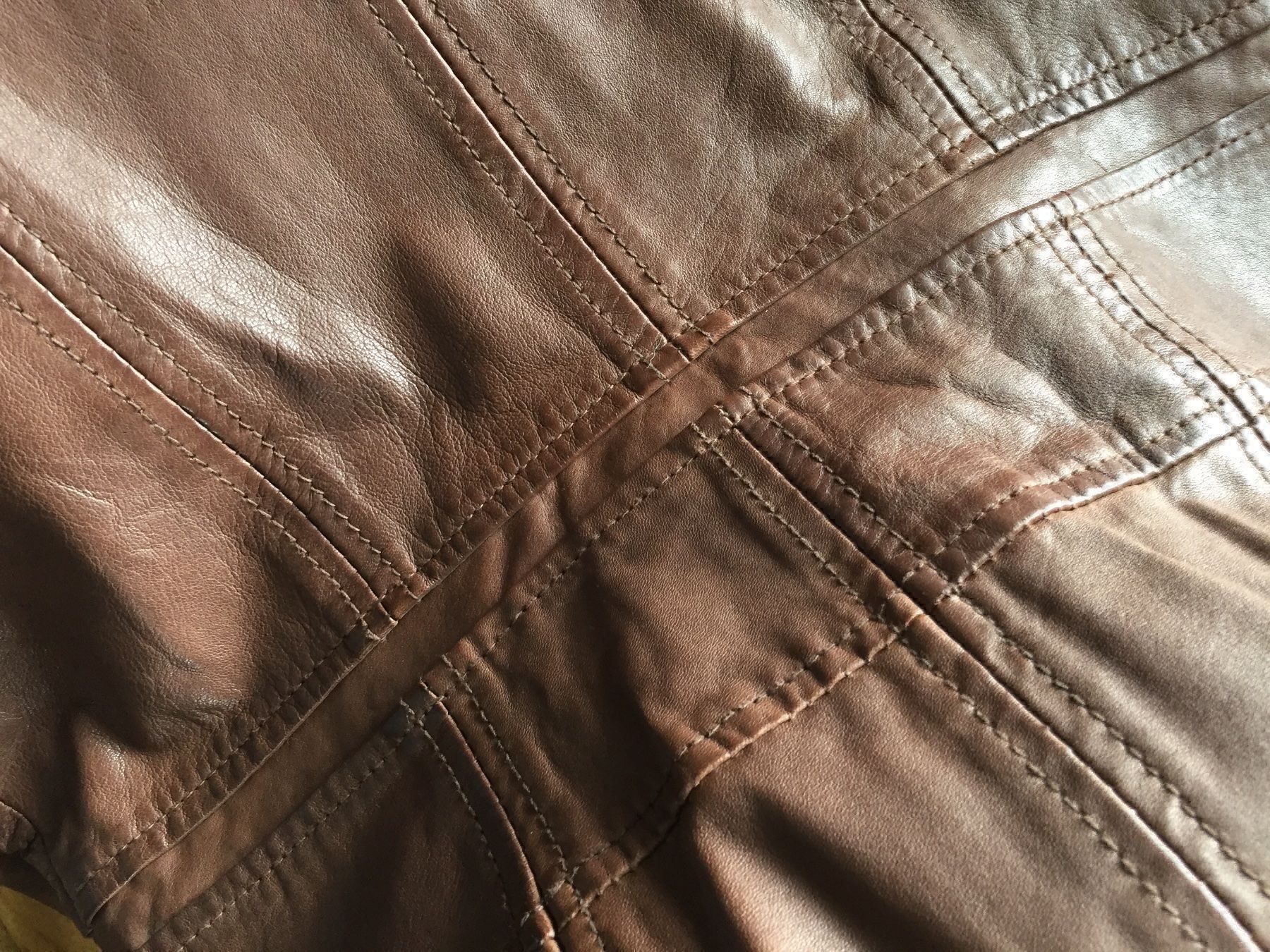 Comma Vestiti: Lederkleid von Comma Grösse 34 – Usato da Schinznach Dorf venduto da Soba 5