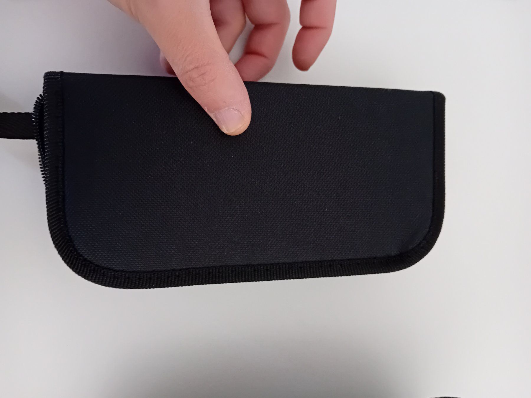 Altro in Cosmetici & Cura: Trousse de voyage – Nuovo (secondo la descrizione) da Grenchen venduto da Wolf313 3