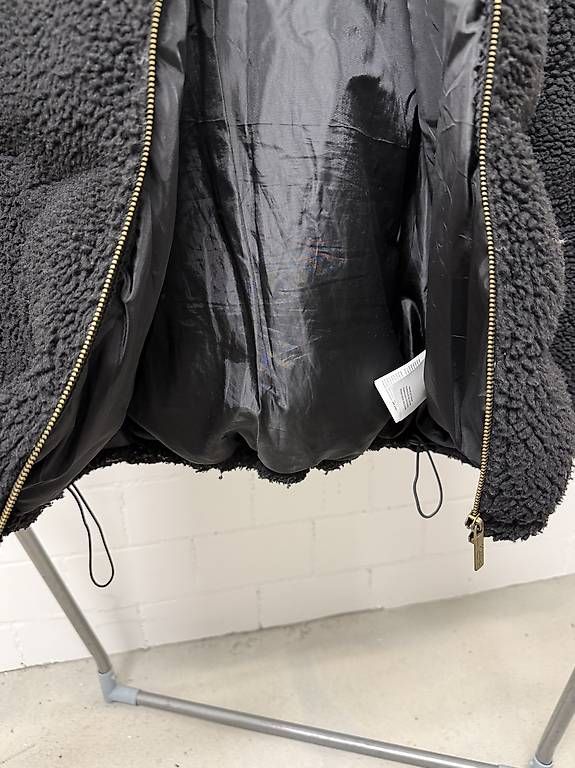 Jacken: Karl Kani Retro Teddy – Gebraucht aus Ennetbürgen von Gian_Lohri 4