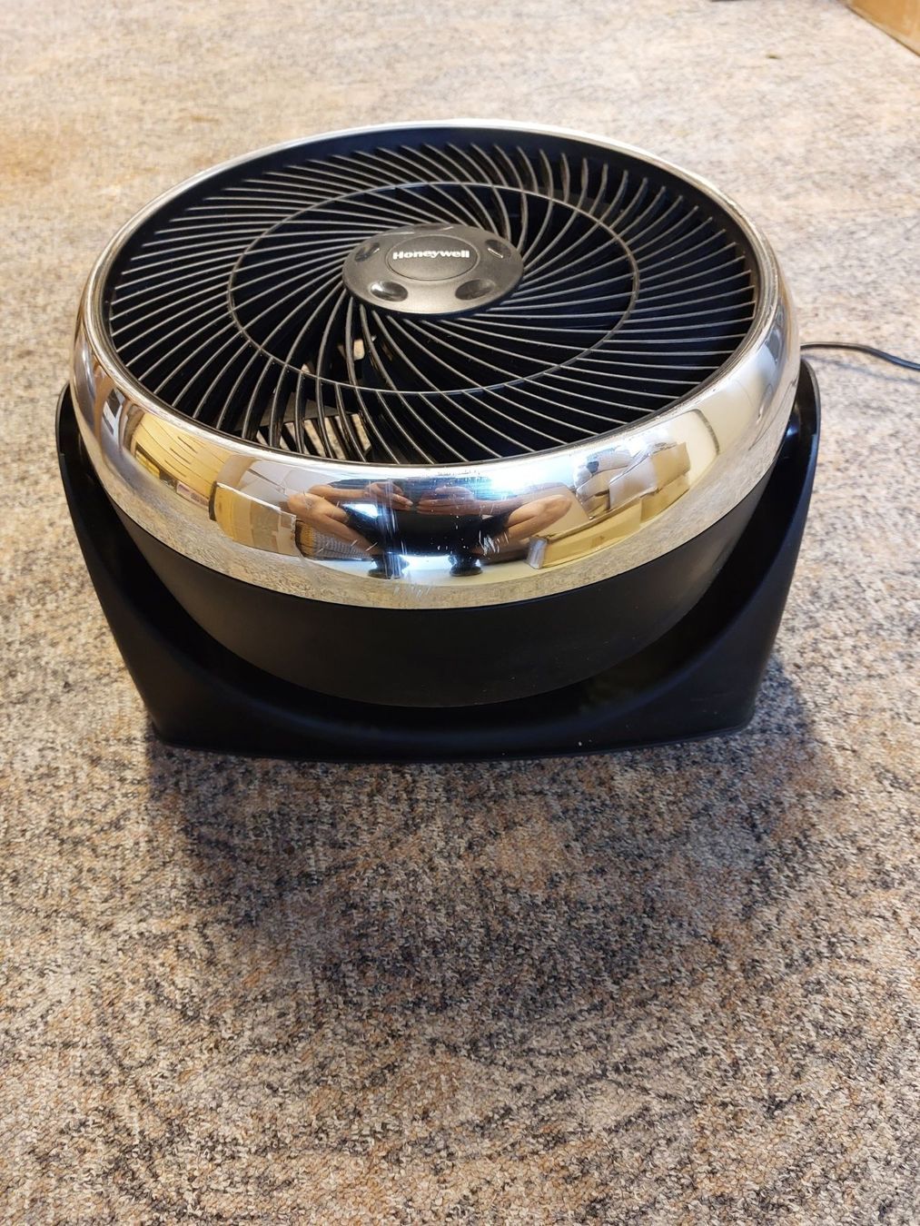 Honeywell Ventilatoren: Ventilator Honey Well 230V – Gebraucht aus Münchenstein von Letan 3
