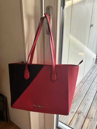 Valentino Handtasche rot/schwarz guter Zustand