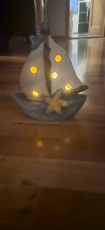Toutes les décorations: Segelboot mit  ambiente Licht – D'occasion à Oberbalm par Drake60 9