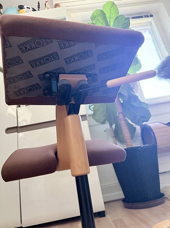 Sedie: Stokke Wing Kniestuhl – Usato da Winterthur venduto da Glionel 3
