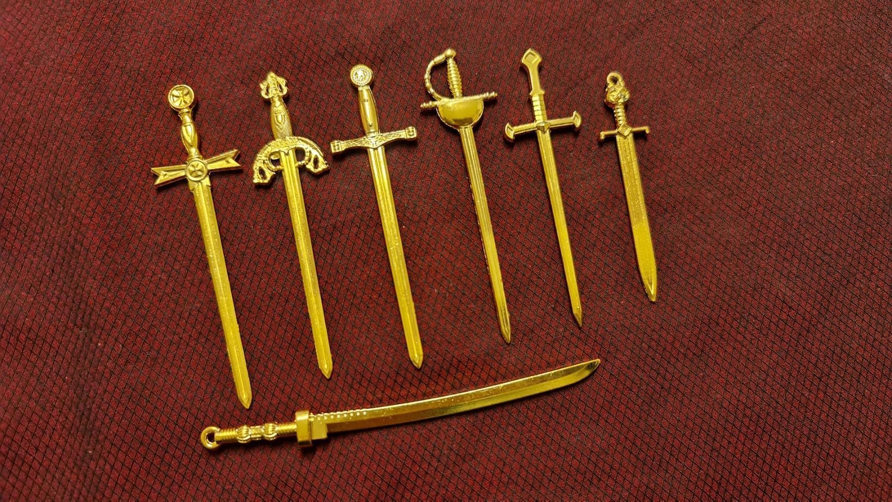 Altre raccolte & rarità: Deko Mini Schwerter 7stk. Set. golden – Nuovo (secondo la descrizione) da Effretikon venduto da easyjones 3