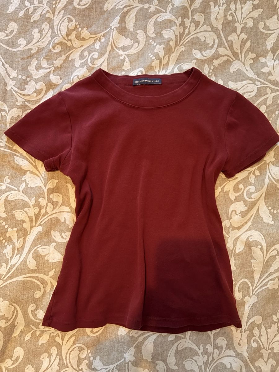 Brandy Melville Tops: Rotes Brandy Melville Top – Neu (gemäss Beschreibung) aus Basel von ibs_5cql 4