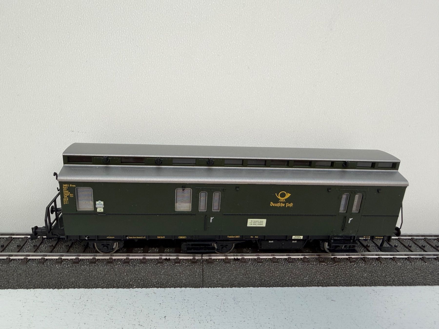 Modellini di ferrovie: Electrotren 006307 Bahnpostwagen deutsche Post Philatelie – Nuovo (secondo la descrizione) da Büsserach venduto da ModellbahnDepot 3