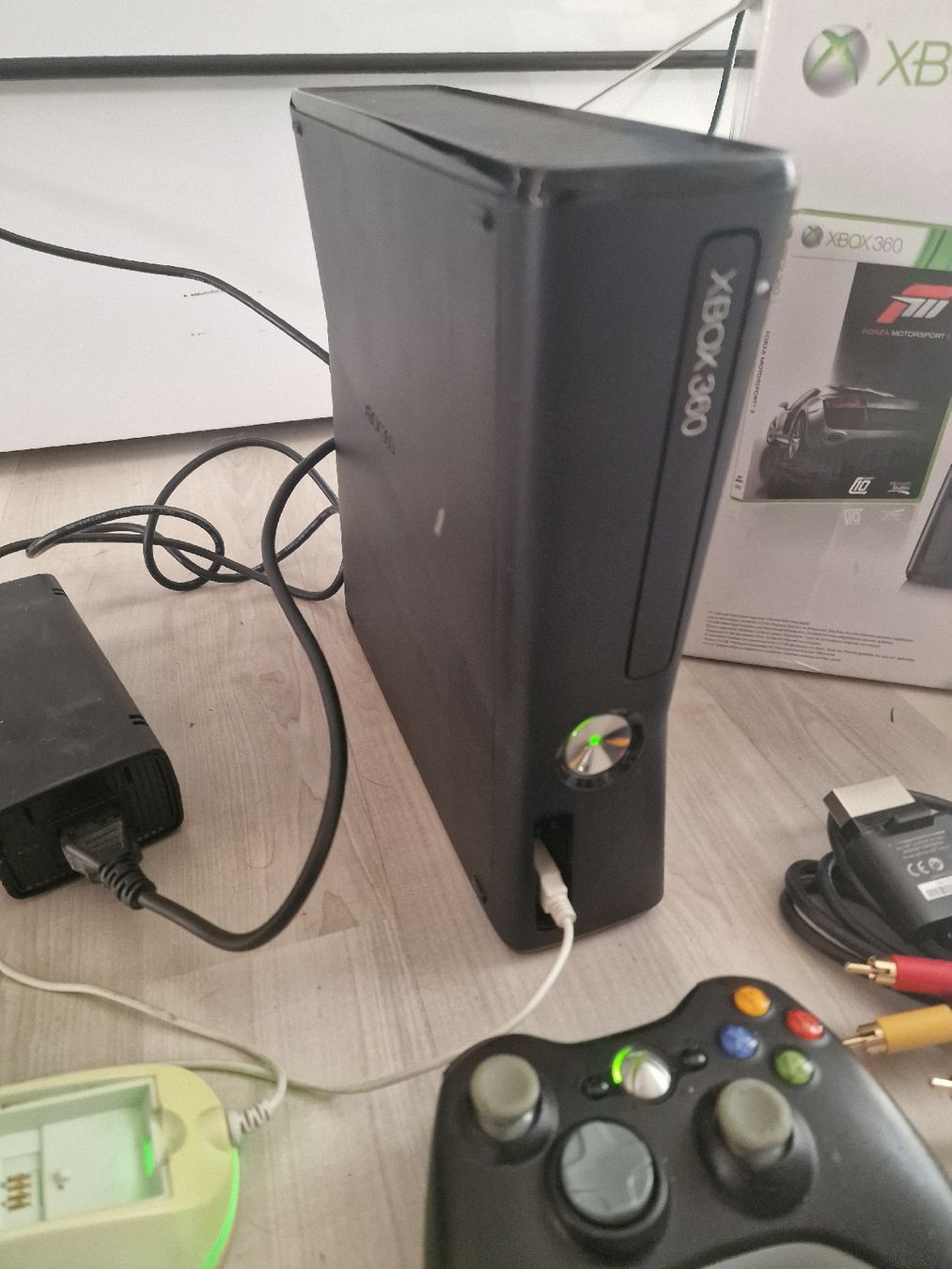 Console: Xbox 360 250GB Go Konsole  – Usato da Herzogenbuchsee venduto da ioa_zcm6 5