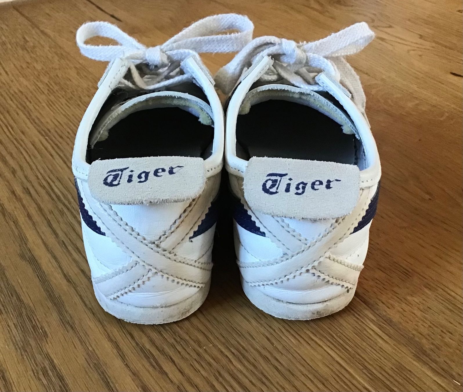 Onitsuka Scarpe per ragazzi: Onitsuka Tiger Sneakers Weiss Blau Gr 33.5 – Usato da Rotkreuz venduto da GerberaSpider08 3