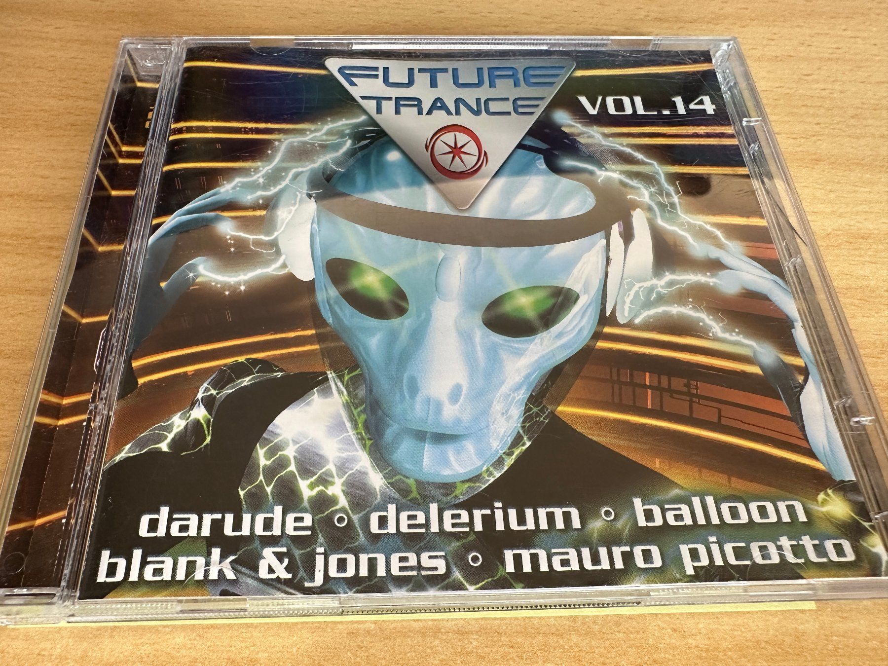CD: Various – Future Trance Vol.14 - 2 CD – Usato da Rikon im Tösstal venduto da Alpenmutz