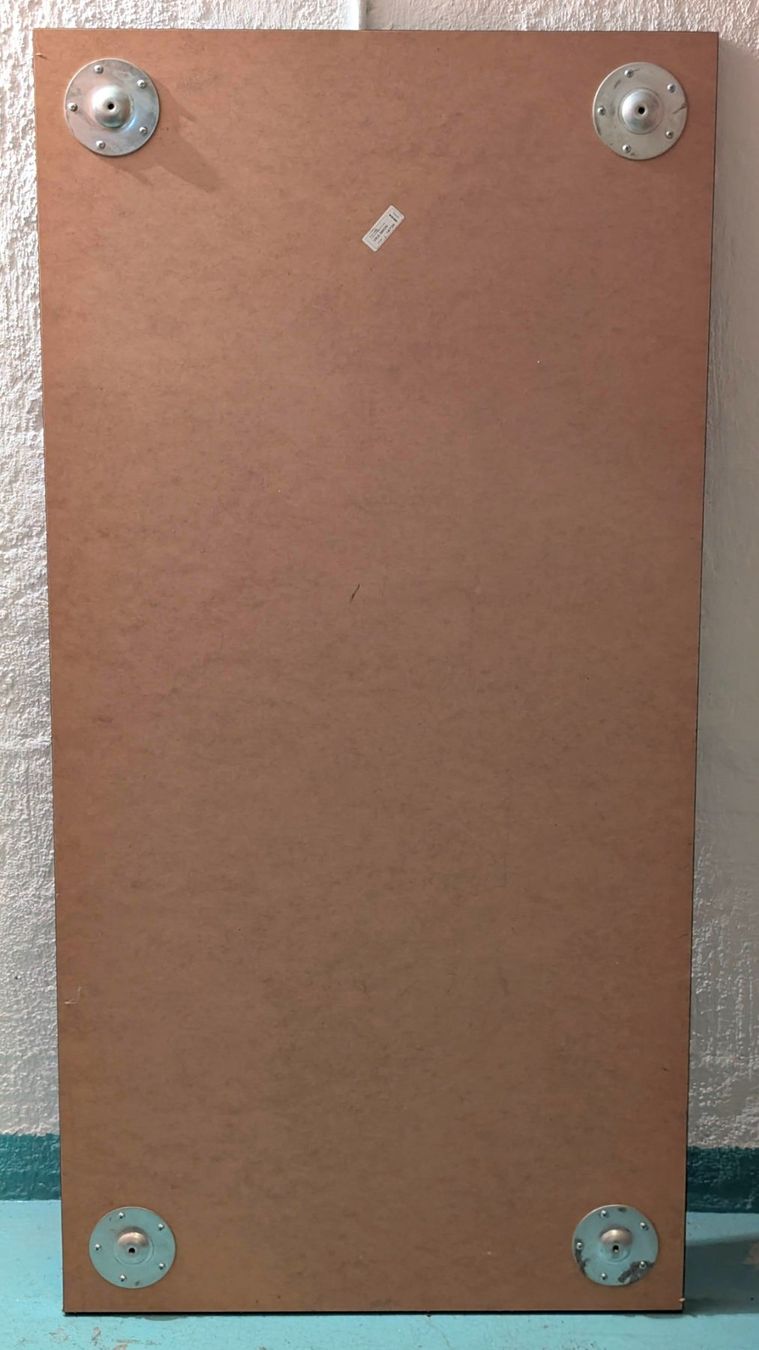 Ikea Tische: Alte schwarze Tischplatte mit 4 Metallbeinen – Gebraucht aus Zürich von yrtc 4
