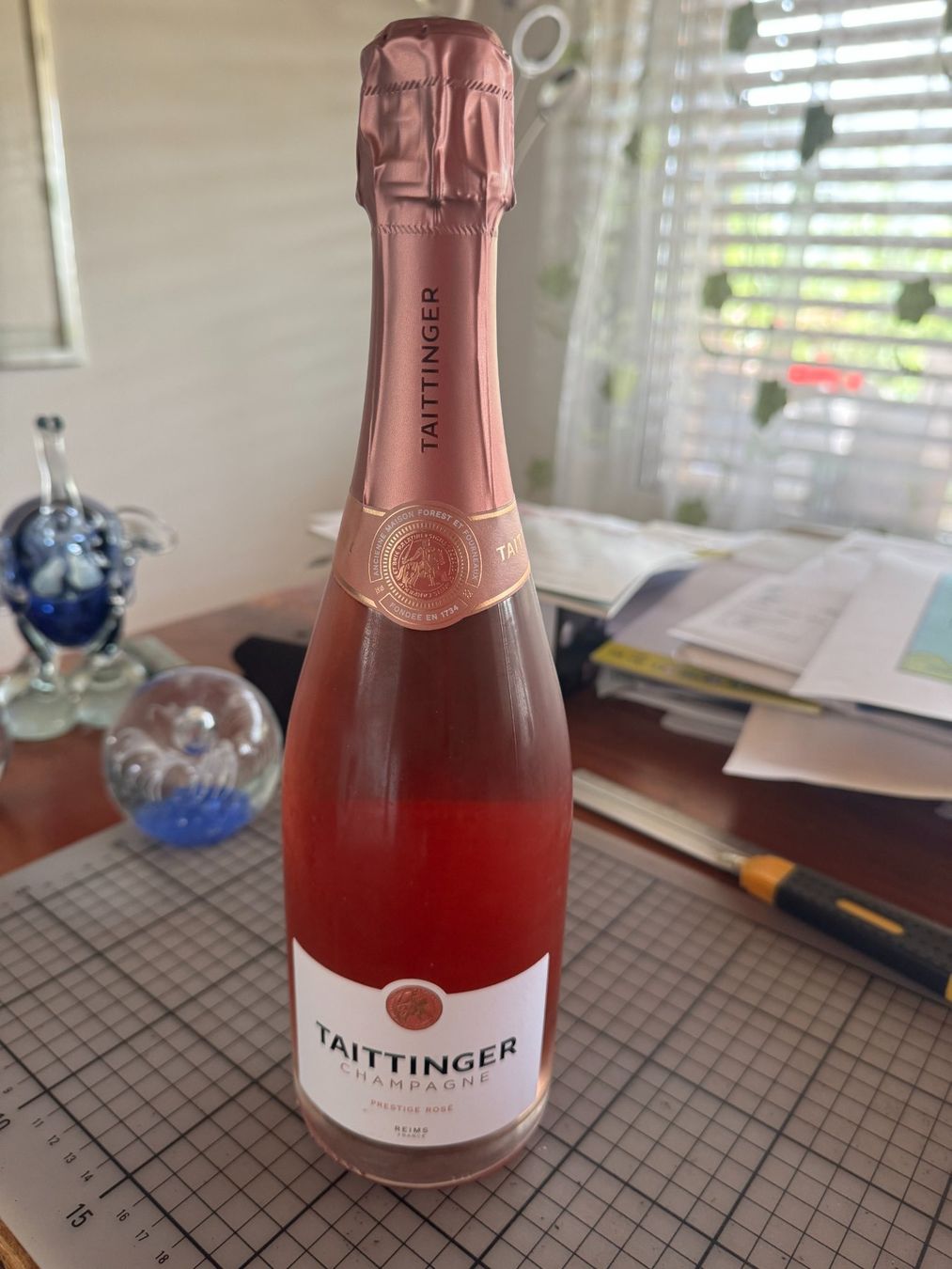 Taittinger Wein: Taittinger Rose Champagne – Neu und originalverpackt aus Gockhausen von Aston