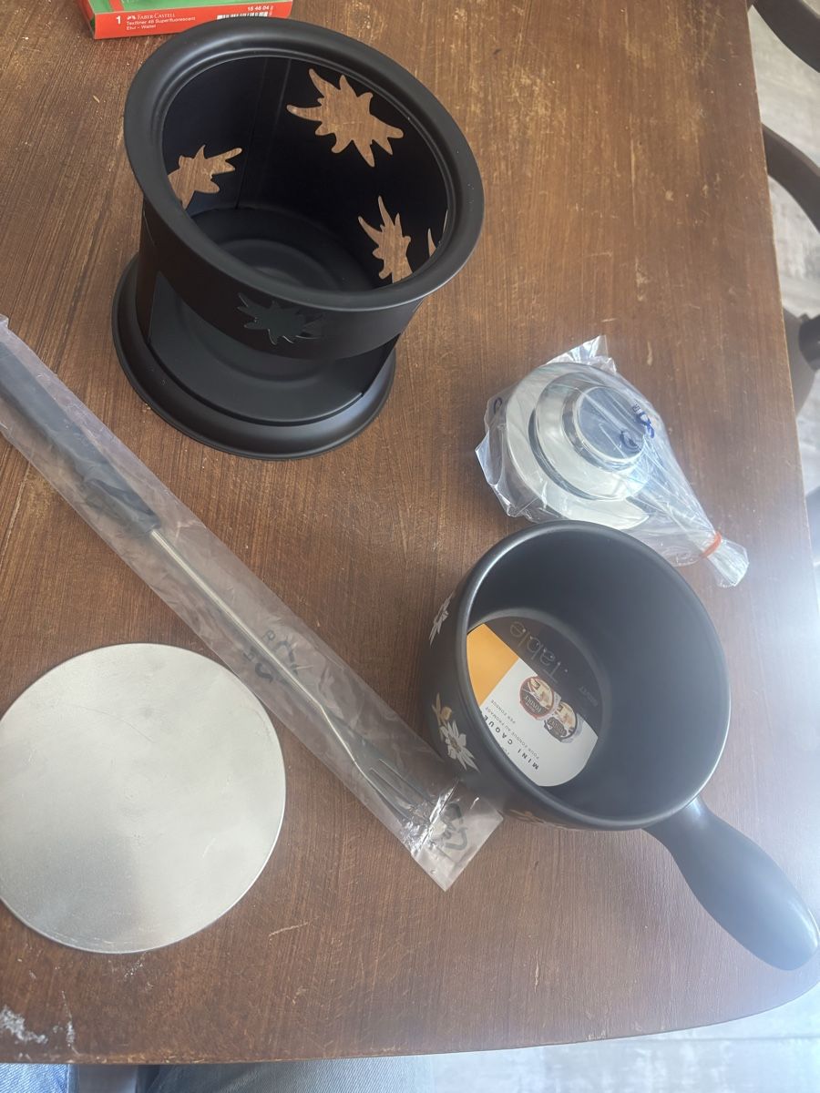 Cuisines complètes: Mini set fondue – Neuf avec emballage d'origine à Giubiasco par cri_mzc6 1