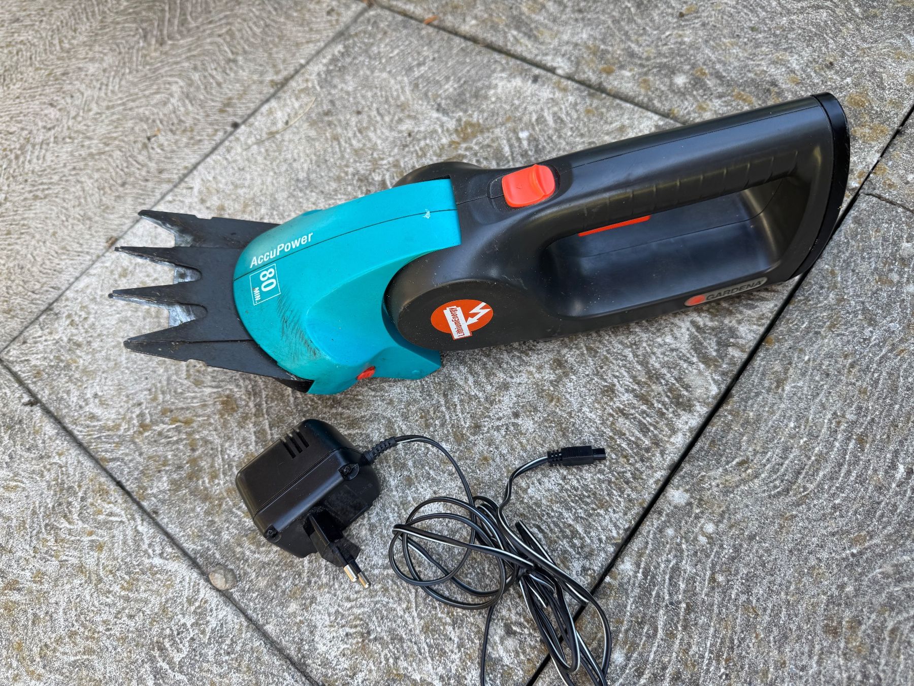 Gardena Tagliaerba: Rasenkantenschere Accu 80 – Usato da Frauenfeld venduto da difi67 4