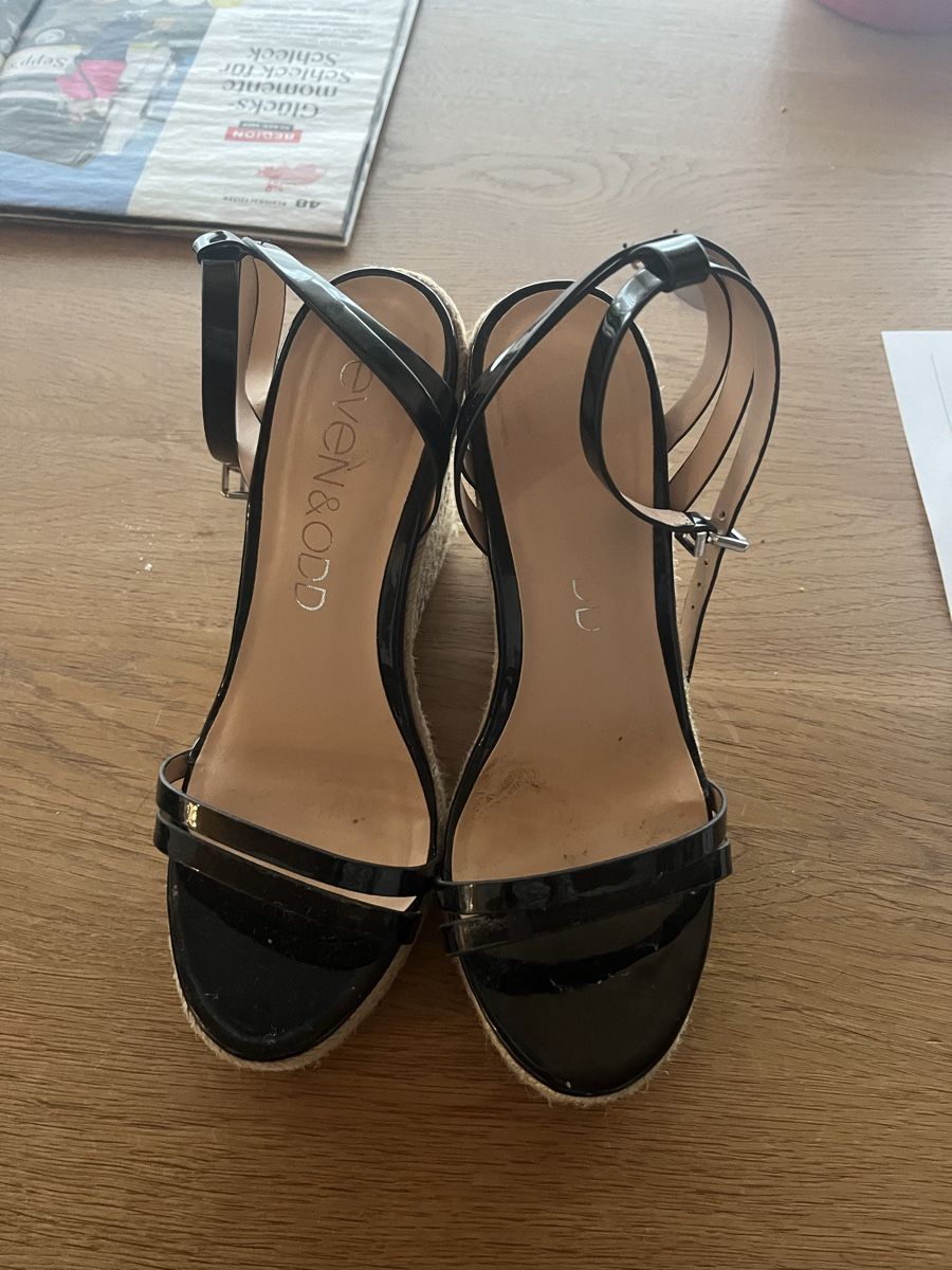 Scarpe da donna: Sandalette Keilabsatz – Usato da Sevelen venduto da sarah_selina 1