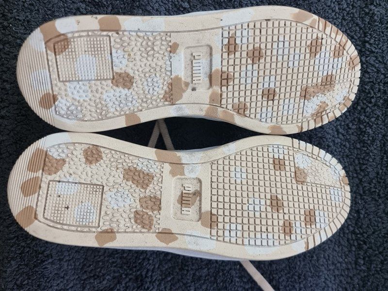 Puma Scarpe da donna: PUMA SNEAKER weiss / off-white / creme Gr 41 – Usato da Basel venduto da Mamaree 9