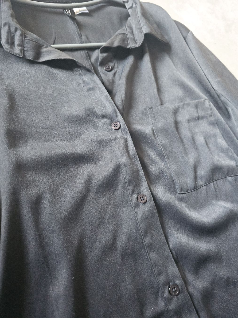 H&M Camicette: Chemisier H&M noir satiné, taille M – Nuovo (secondo la descrizione) da Sornetan venduto da T.a333 3