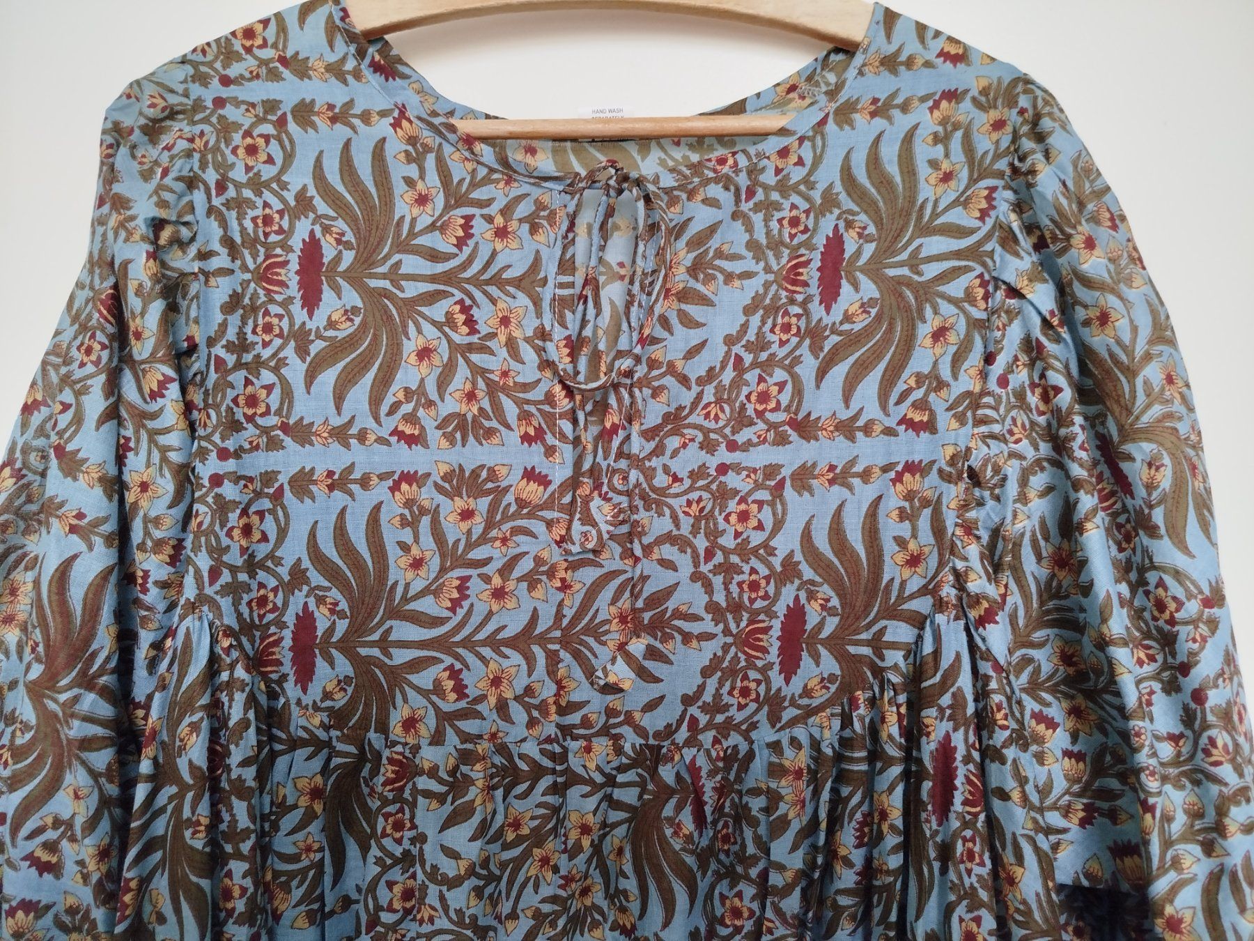 Cachet Vestiti: Luftiges Sommerkleid von Cachet, passt XL – Nuovo (secondo la descrizione) da Muhen venduto da Monadh 1