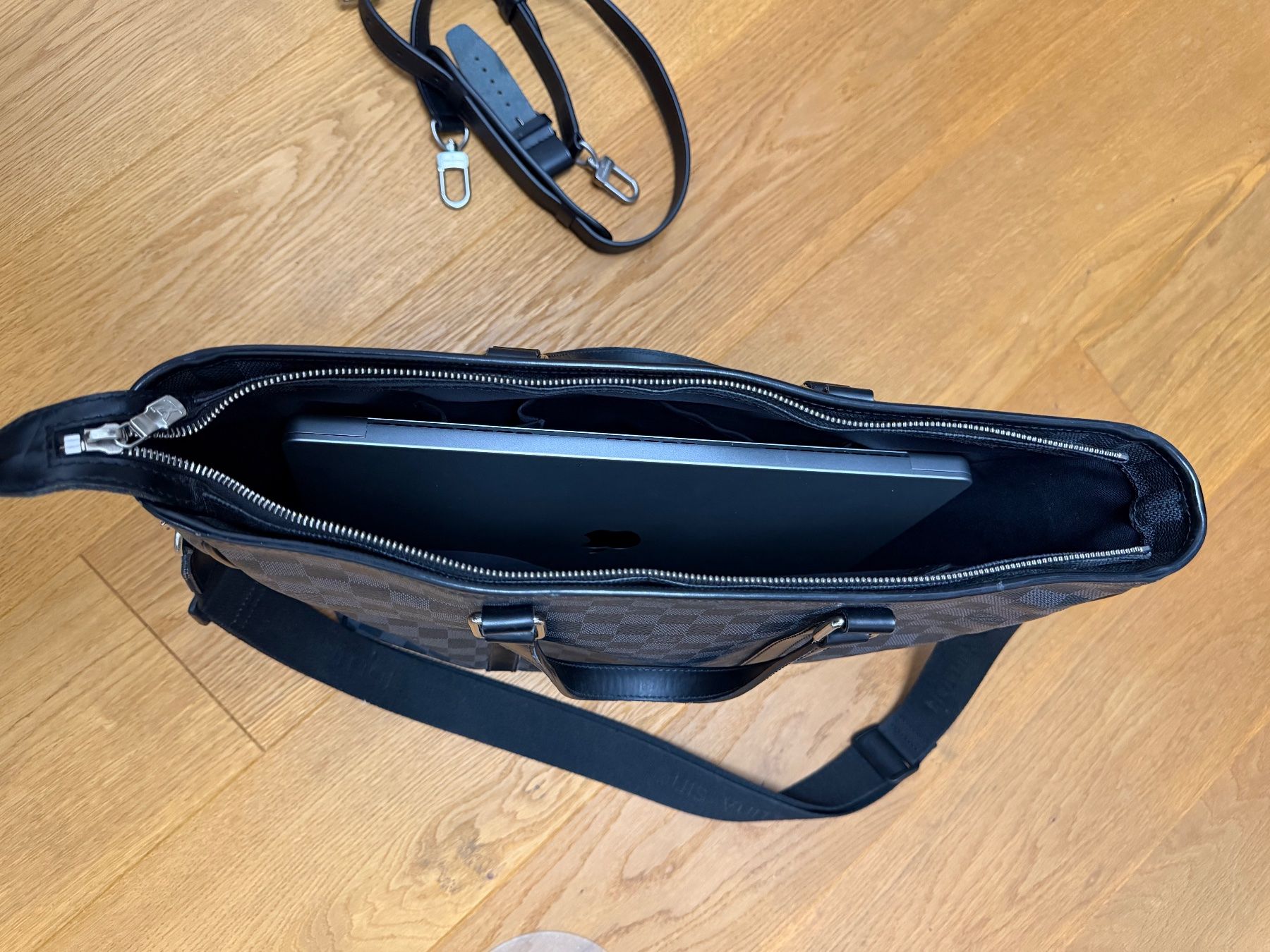 Louis Vuitton Borse: Wunderschöne Louis Vuitton Business Tasche – Nuovo (secondo la descrizione) da Hagendorn venduto da Tiagoneves10 8