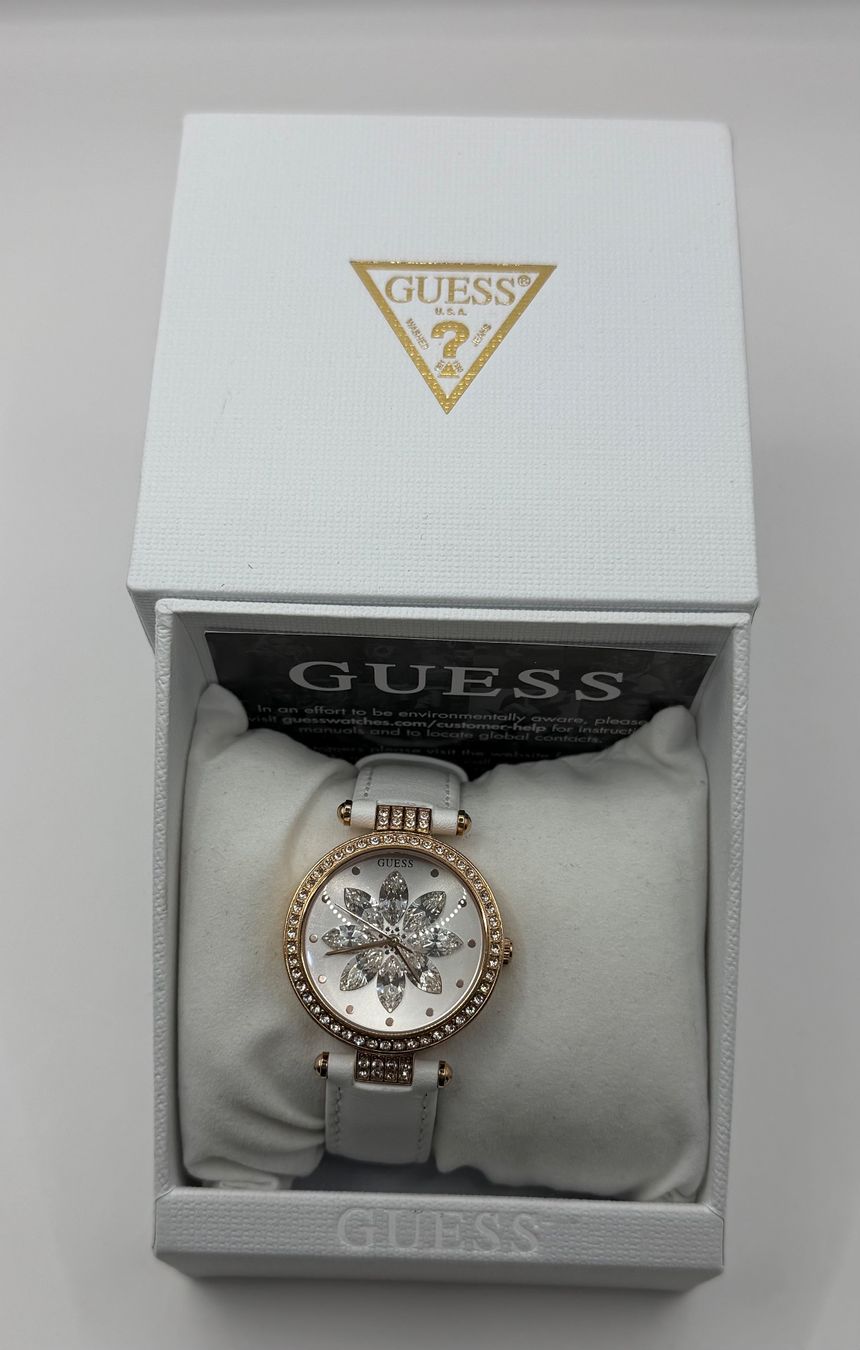 Guess Orologi: Guess Damen Uhr - white rosegold – Nuovo e nell'imballaggio originale da Oberaach venduto da Dandy2021 9