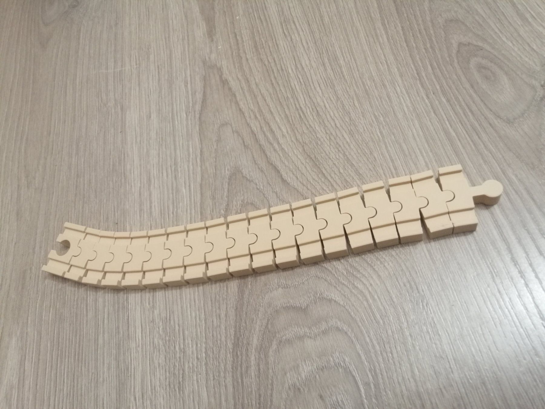Giocattoli: Flexibel Schienenbausatz kompatibel mit Brio / Ikea etc. – Nuovo e nell'imballaggio originale da Dietikon venduto da You_Want_We_Print