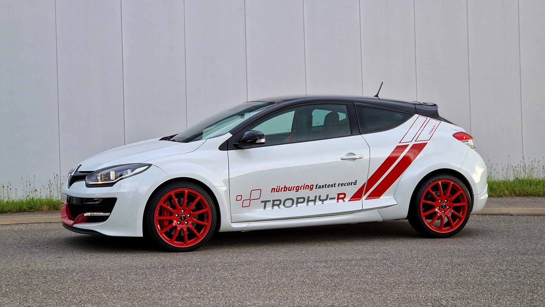 Renault Automobili: Renault Megane RS 275 Trophy-R – Usato da Versoix venduto da Bimmer21 4