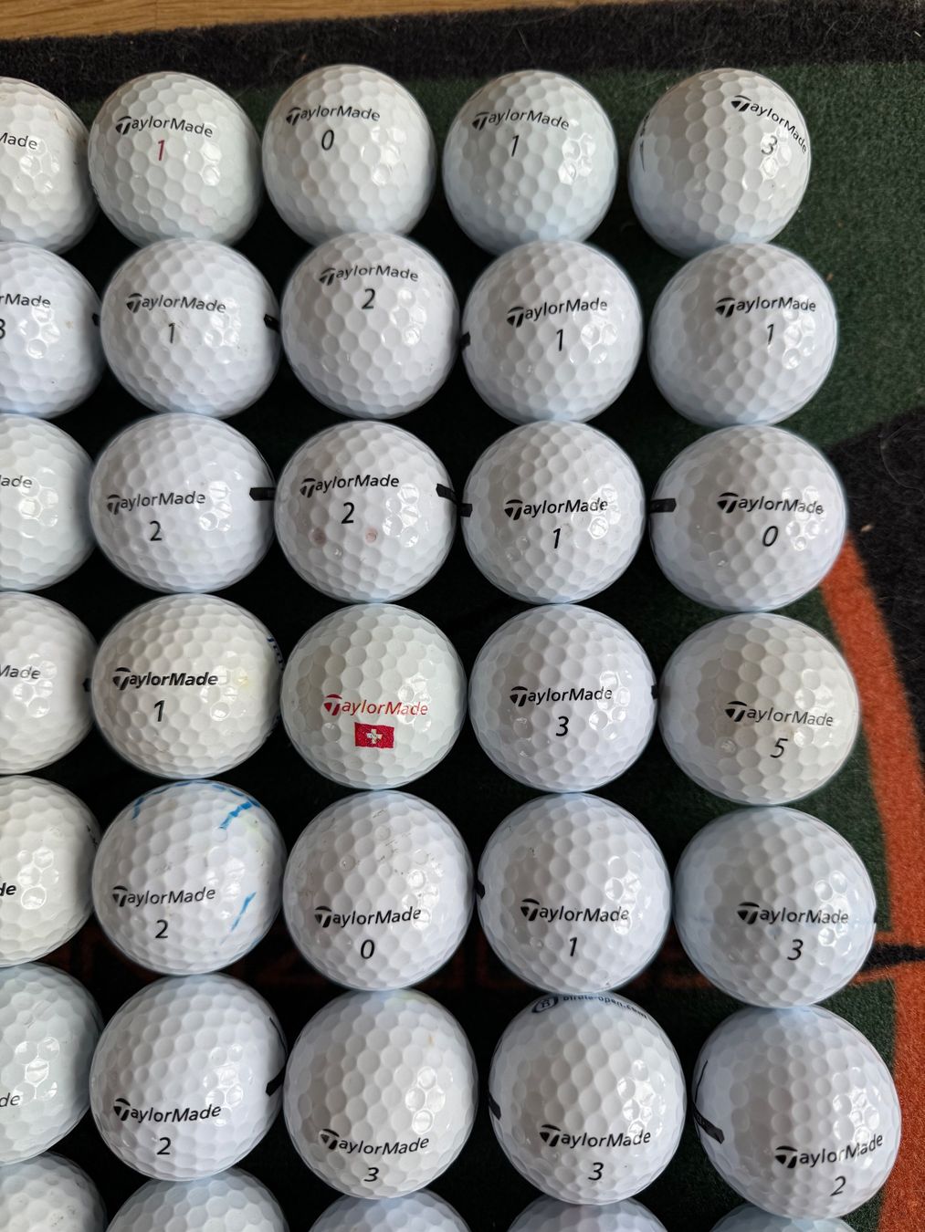 Taylor Made Bälle: 50 div. Golfbälle TaylorMade, guter Zustand – Gebraucht aus Münchenbuchsee von Mantik 1