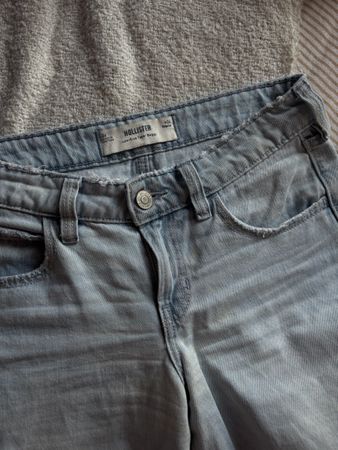 Hollister jeans low-rise taper baggy W26 light blue used