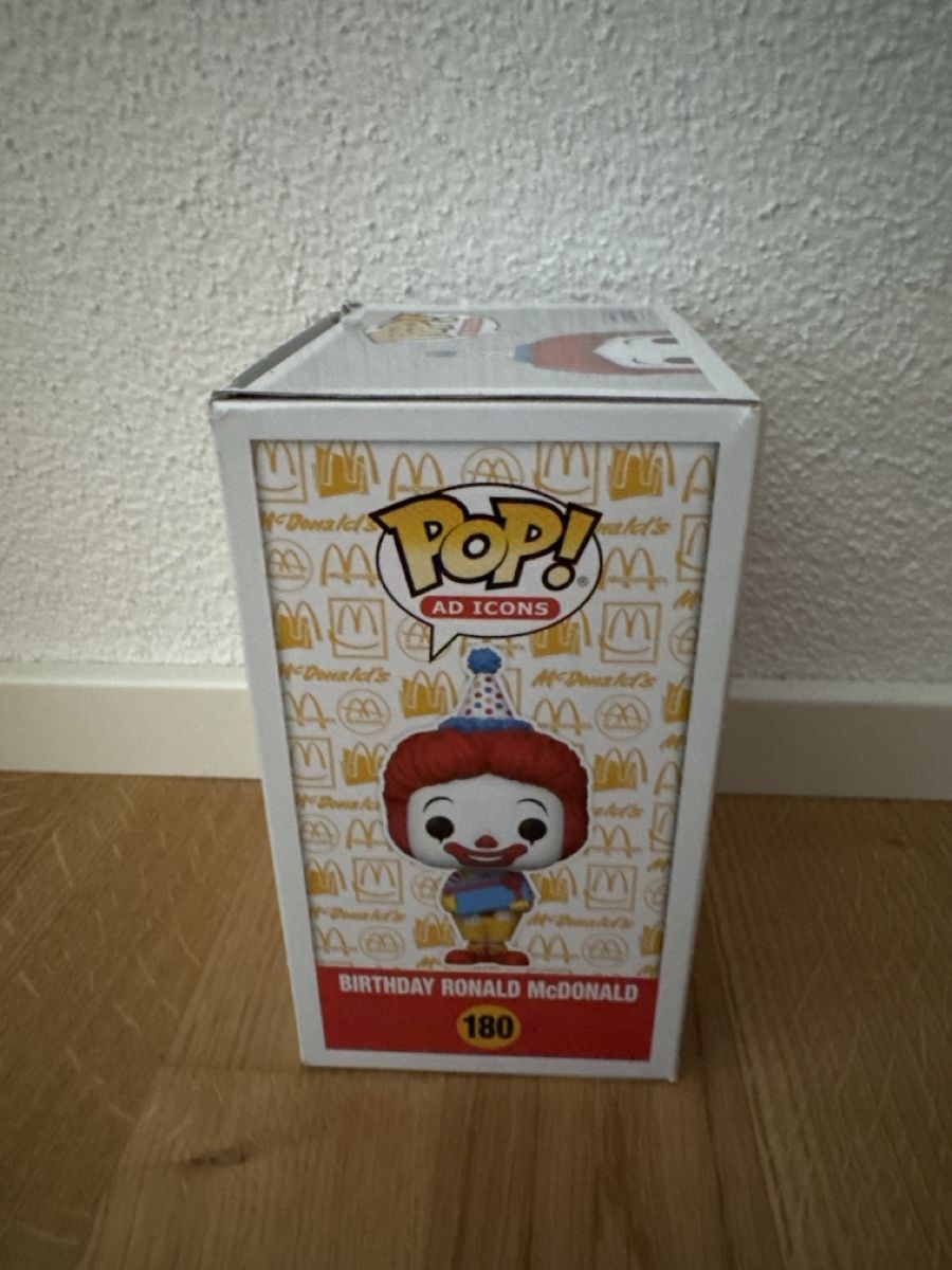 Funko Statuette: Funko Pop Birthday Ronald McDonald 180 – Nuovo e nell'imballaggio originale da Suhr venduto da Dominick 3