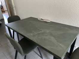 Esstisch mit 3 Stuhlen  gute Zustand
