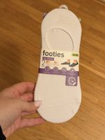 2 paires de chaussettes blanches