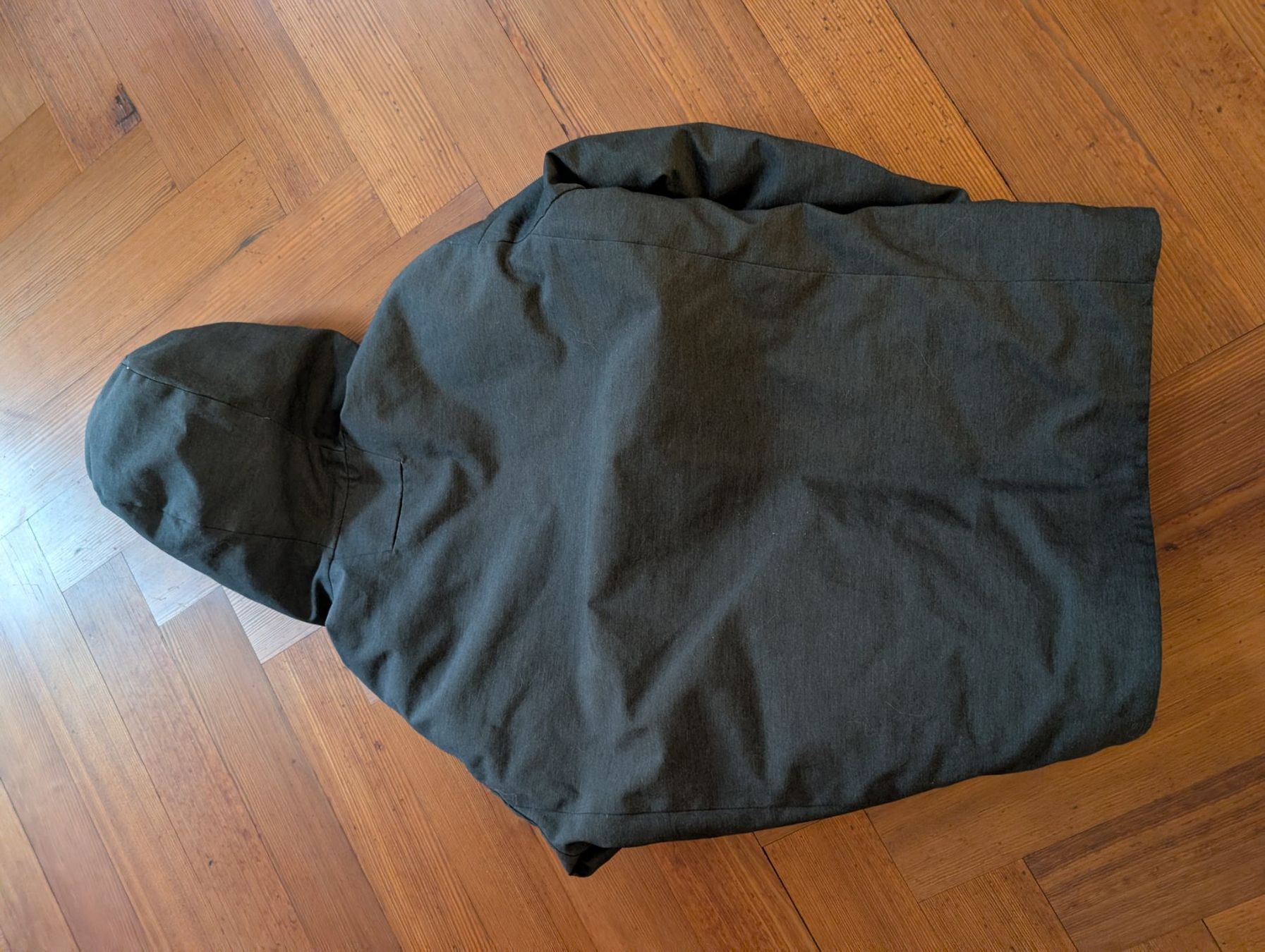 Uniqlo Giacche: Uniqlo Jacke Grösse M – Usato da Bern venduto da Rast 3