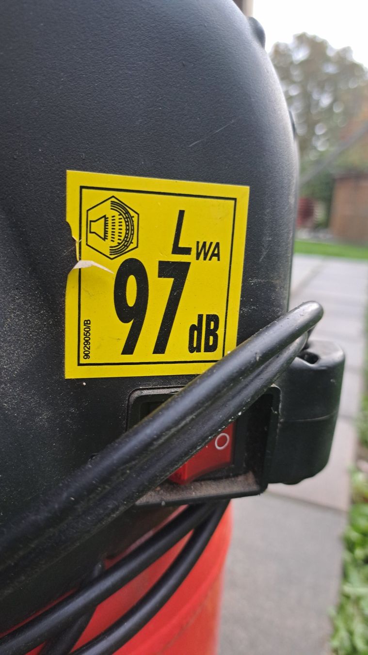 Compressori: Luftkompressor  MECAFER, 24Liter – Usato da Langenthal venduto da T.L. 7