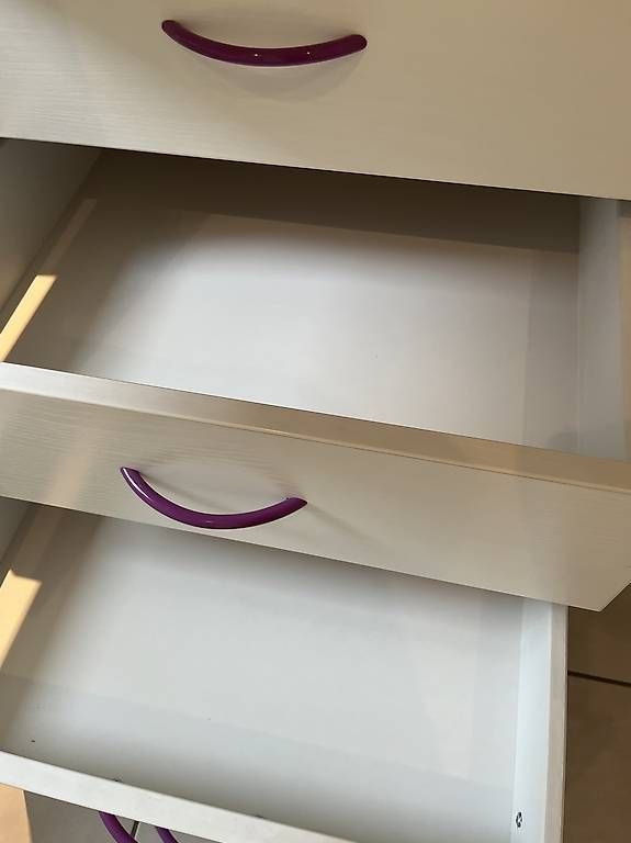 Schränke: Kleiderschrank – Gebraucht aus Rickenbach SO von MrsBettyBoop 4
