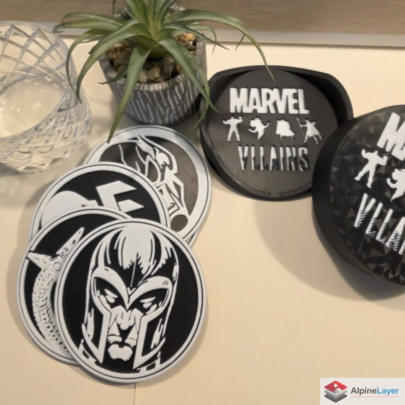 Sottobicchieri: Marvel Villains Coaster Set with Holder 3D Printed – Nuovo (secondo la descrizione) da Losone venduto da AlpineLayer