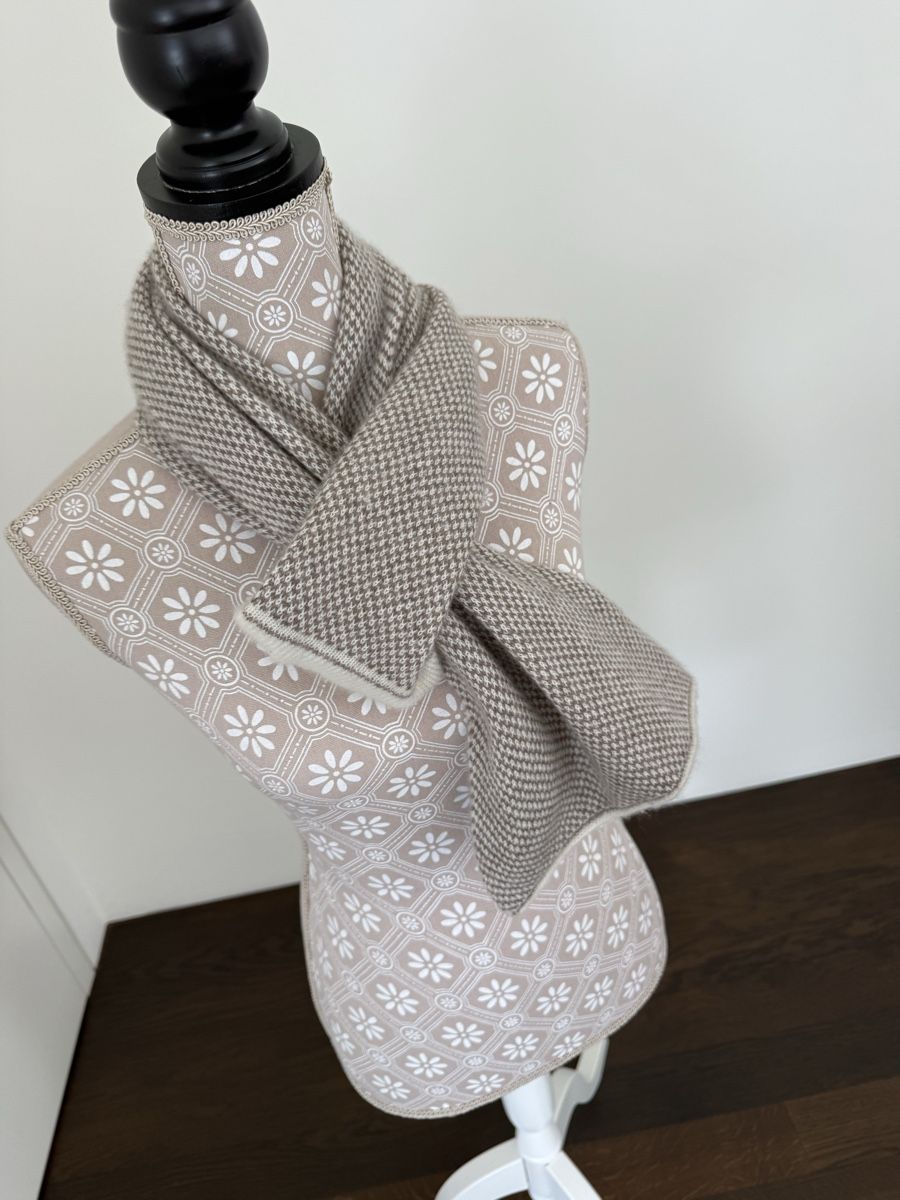 Foulard & Sciarpe: Riviera Schal – Usato da Balzers venduto da Lissi57 3