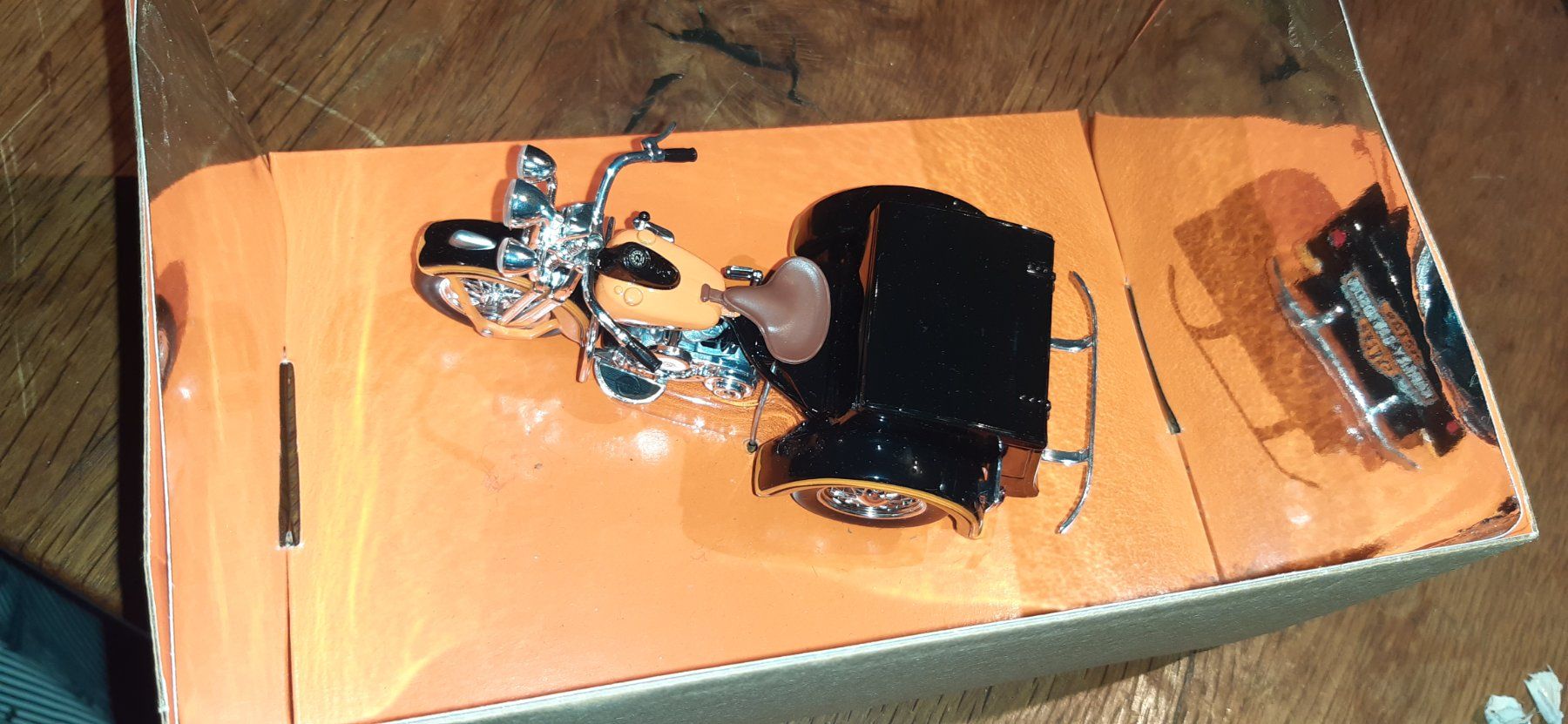 Maisto Modellbausätze & Standmodelle: Harley Davidson Servi Car 1:18 Maisto – Gebraucht aus Fehraltorf von STEMAC01TK 3